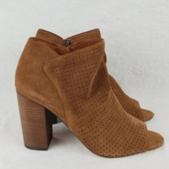 Jessica SImpson Kymber Tan Leather Bootie - Picture 8 of 8